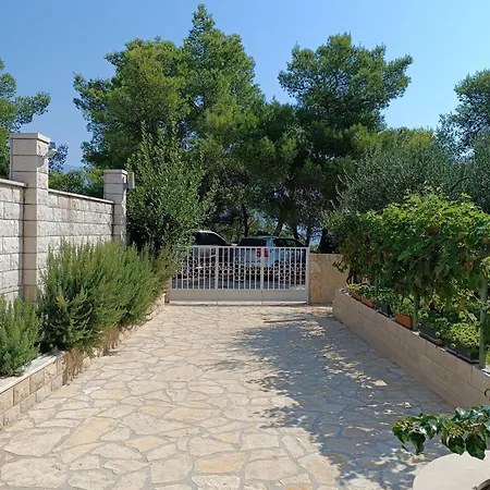 Anci Apartment Sumartin